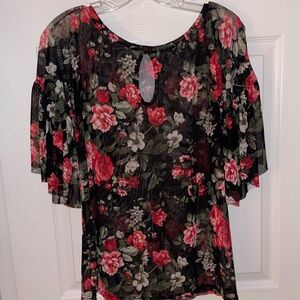 Mesh floral top NWOT‼️BOGO‼️